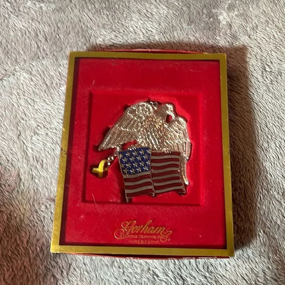 Eagle of courage patriotic silver plated ornament Gorham